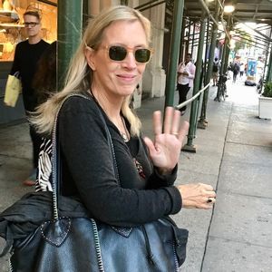 Meet your Posher, Leslie